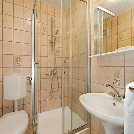 Apartment By The Sea Brela, Makarska - 19205 Brela
